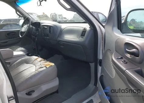 2001 Ford F-150 King Ranch Edition/Lariat/Xlt z USA, uszkodzony, nr VIN 1FTRW08LX1KD63352